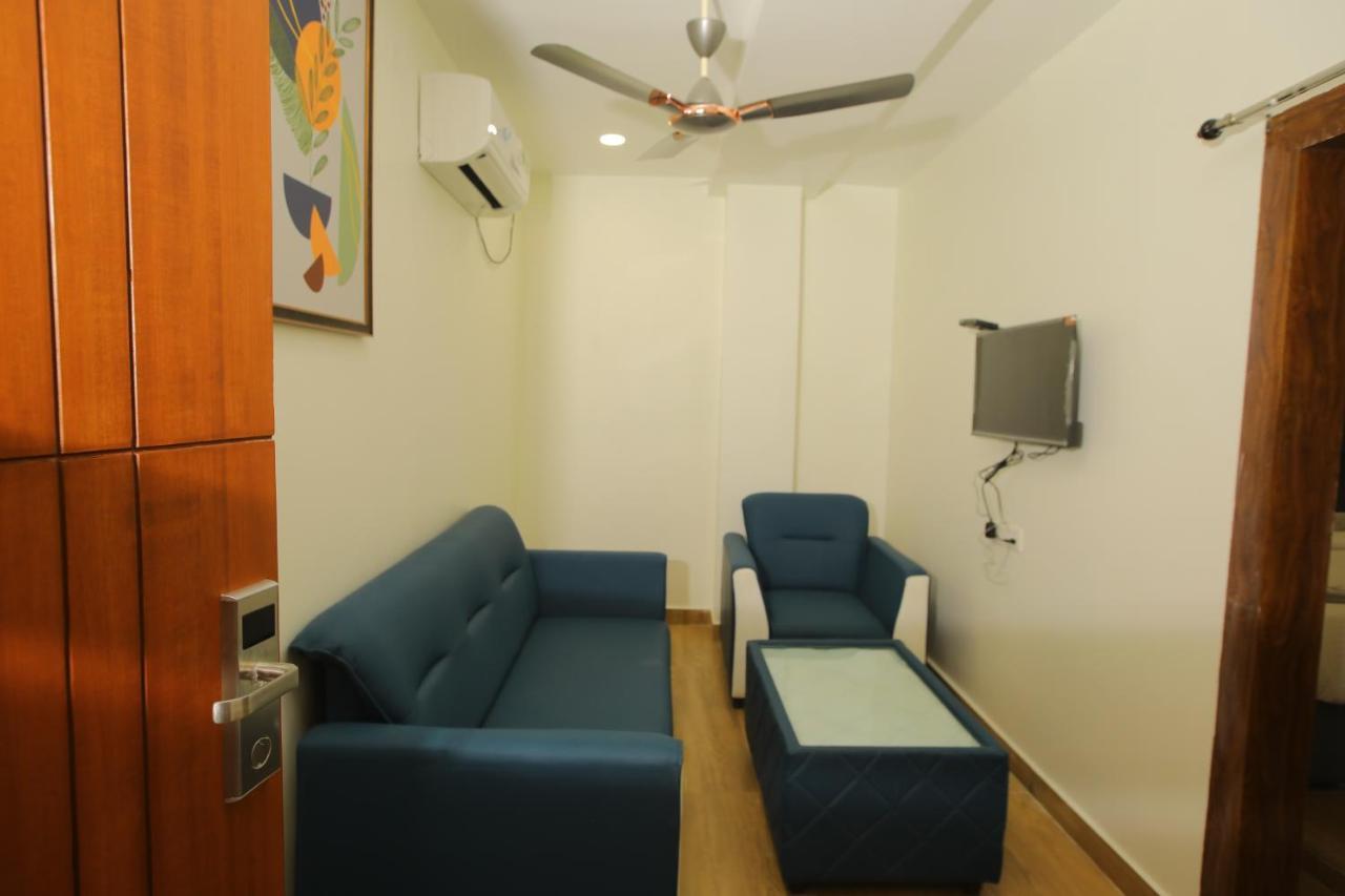 Hotel Radha Rani Residency Khammam Exterior foto